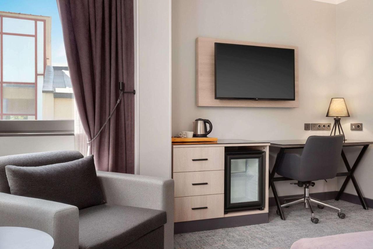 Days Hotel By Wyndham Ankara Cankaya エクステリア 写真