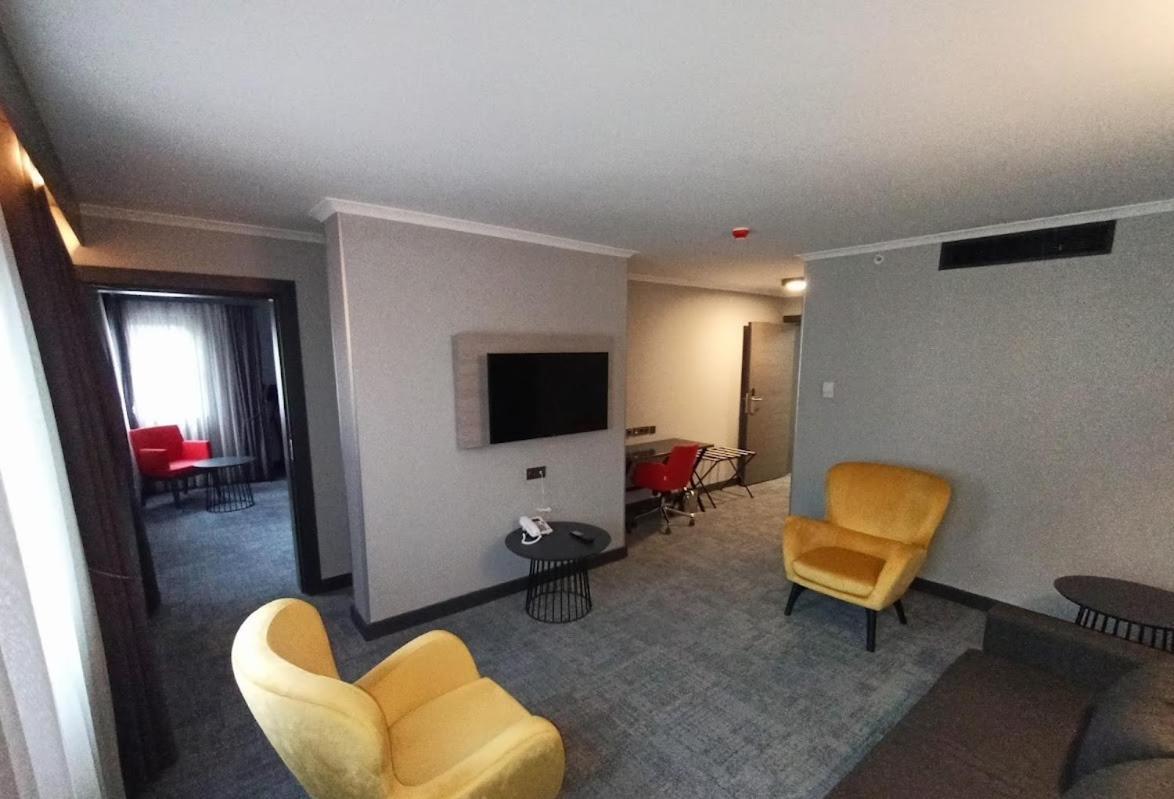 Days Hotel By Wyndham Ankara Cankaya エクステリア 写真