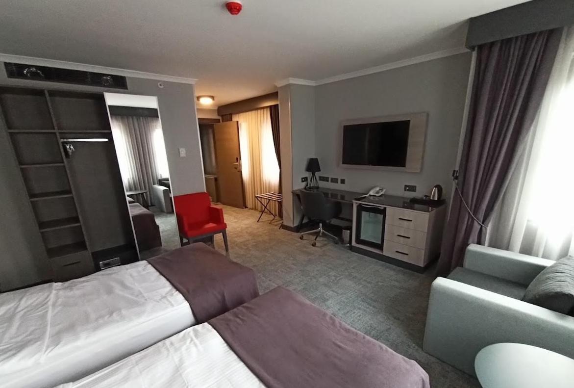 Days Hotel By Wyndham Ankara Cankaya エクステリア 写真